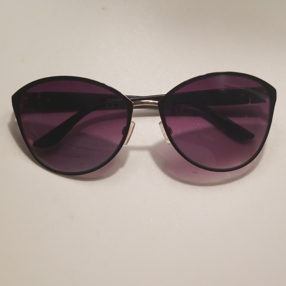 Sunglasses Jessica Simpson - Picture 2 of 6